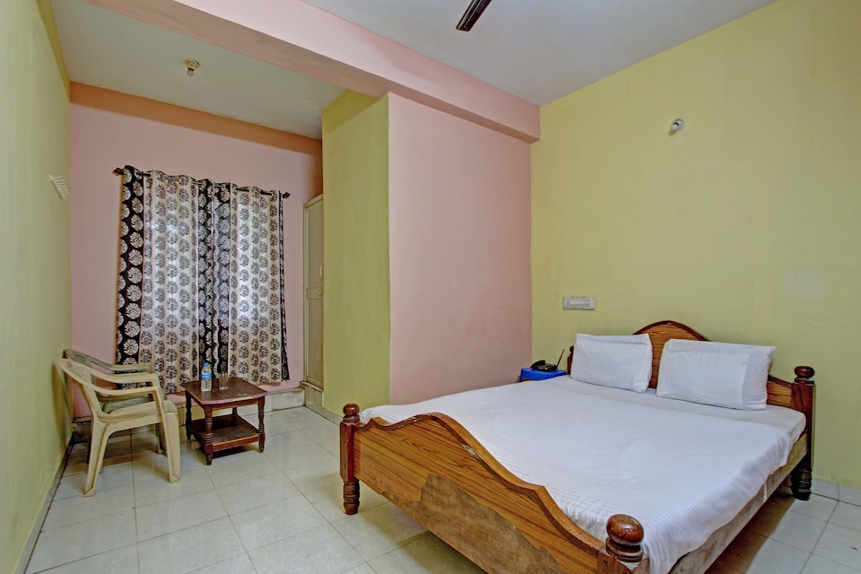 OYO 42528 Chamundeshwari Lodge & Boarding, Mysore Outer, Mysore