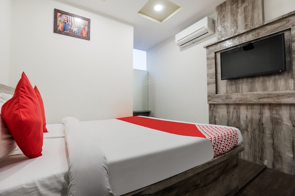 OYO H R Inn, City Centre, Gwalior