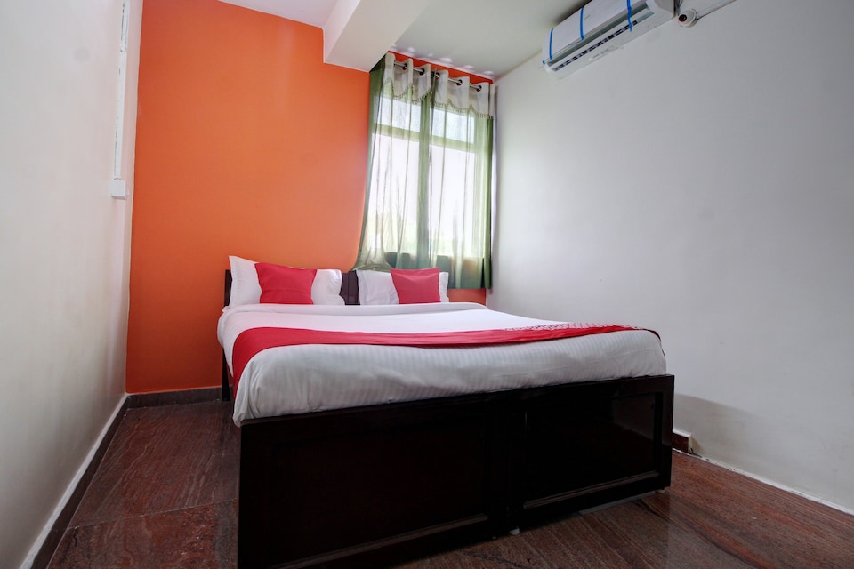 OYO 42632 Pvt Royal Residency, Palani, Palani