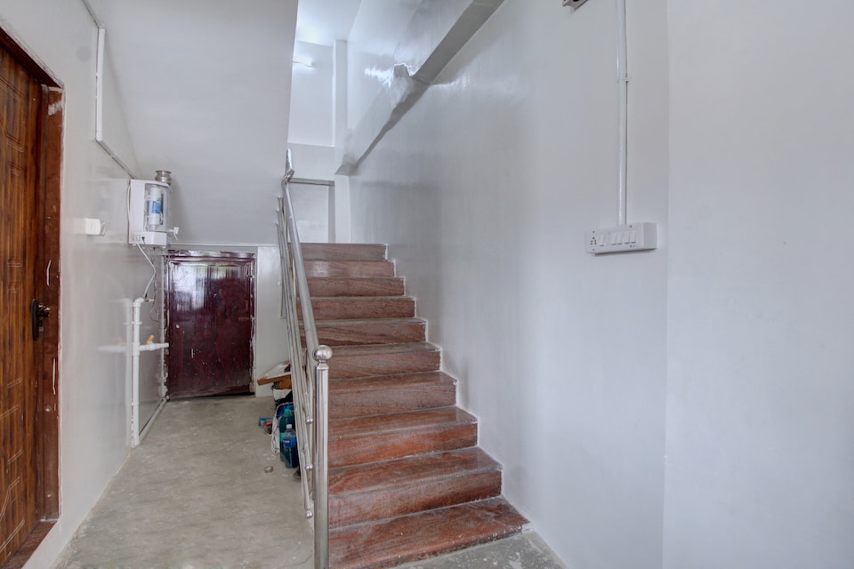 OYO 42632 Pvt Royal Residency, Palani, Palani