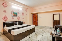 OYO 42633 Hotel Bibek Residency