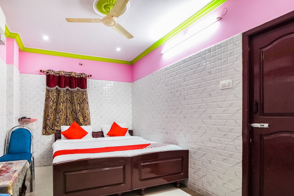 OYO 42637 Tenali Venkateswarulu Hotel , Guntur, Guntur