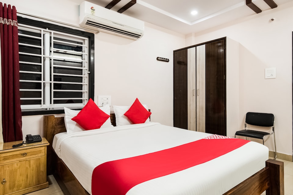 OYO 42644 Udupi Inn, Bhimavaram, Rajahmundry