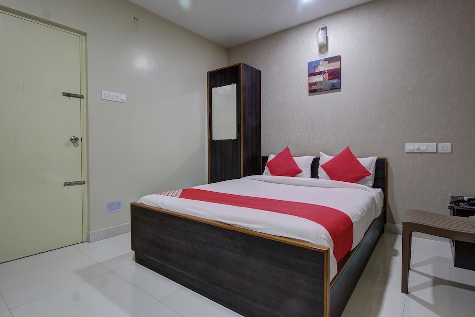 Capital O 42645 Residenza Sri Dhevi, Reddipatti Salem-II, Salem