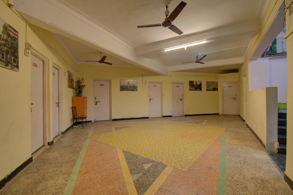 SPOT ON 42649 Hotel Rajyog, Satara, Satara
