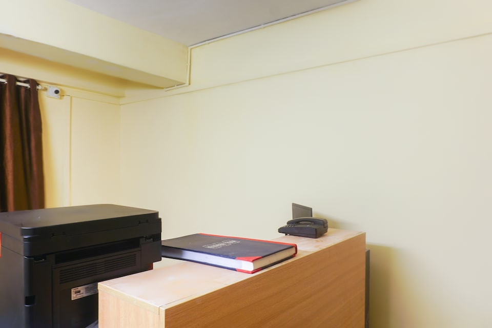 OYO Flagship 42650 Chandan Nagar, Kharadi Pune, Pune