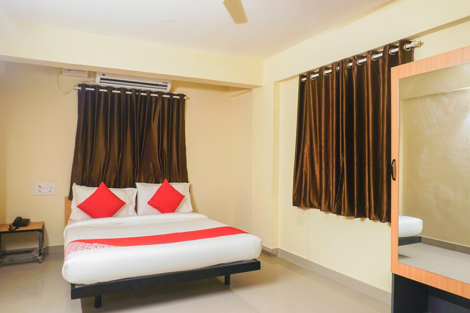 OYO Flagship 42650 Chandan Nagar, Kharadi Pune, Pune