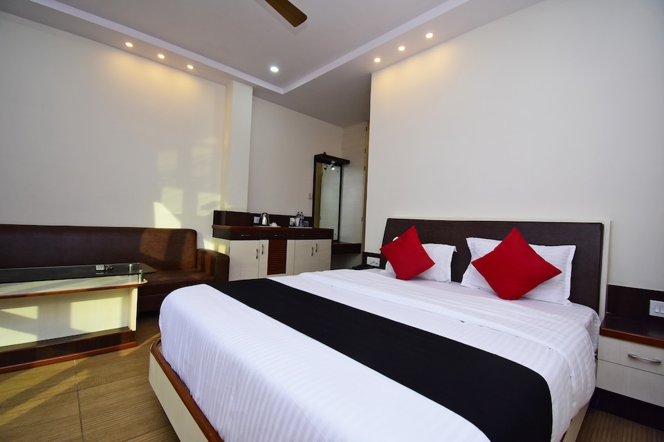 Capital O 42660 Hotel Greenland Towers, Kharagpur, Kharagpur
