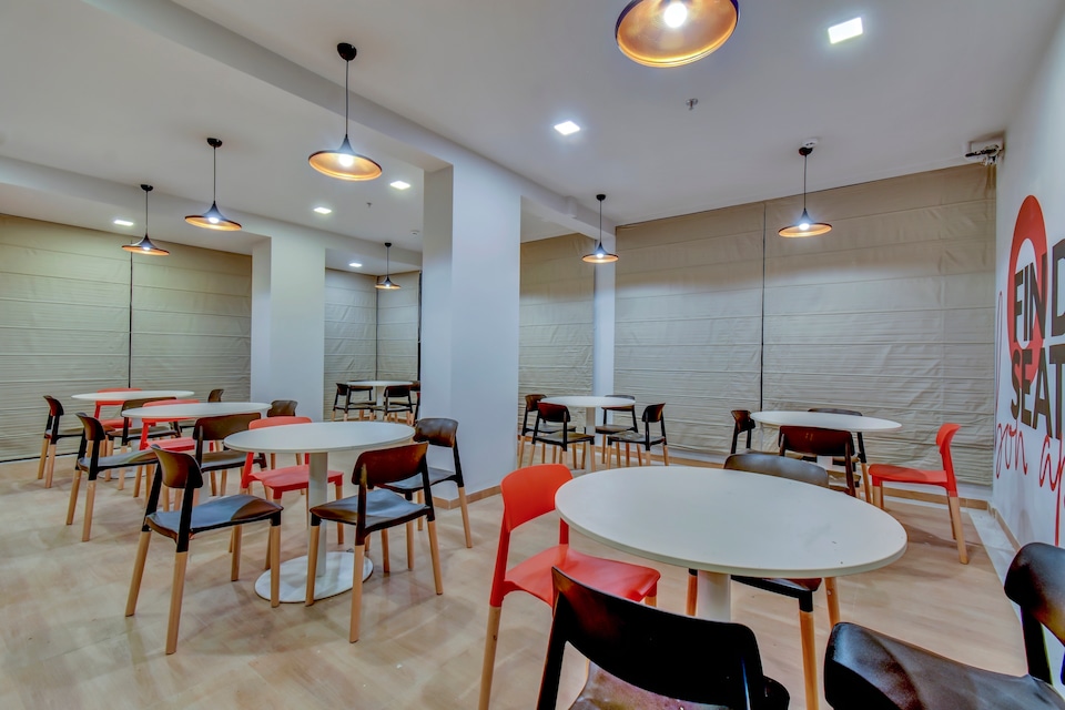 Collection O 42665 Somalwada, Bus Stand Nagpur, Nagpur