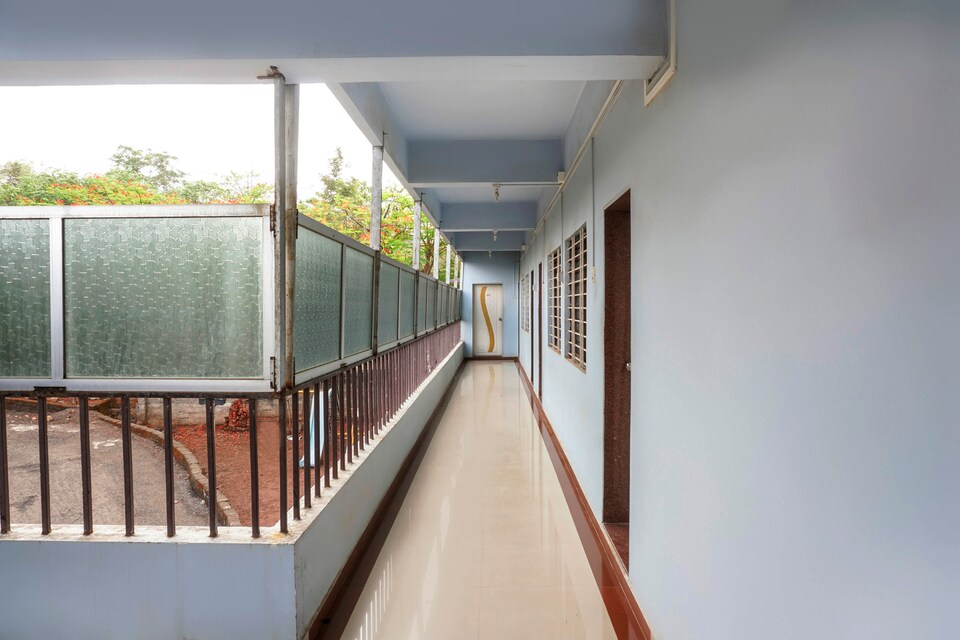 OYO Flagship 42716 Walstars Castle View, Kolhapur City, Kolhapur