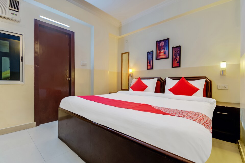 Flagship 42717 Hotel Fort Goriya Toli, Patna Station, पटना