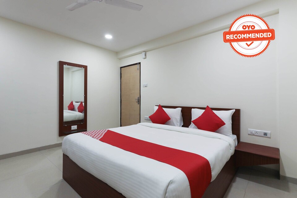 OYO Flagship 42718 Cozy Stay Scheme No. 94, Vijay Nagar Indore, Indore