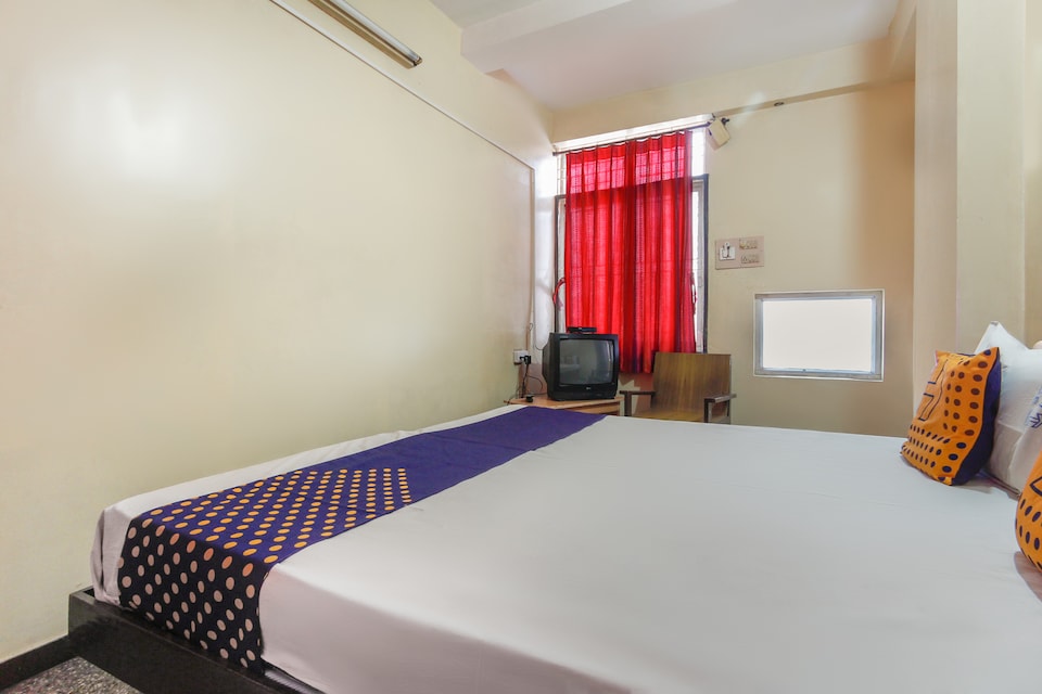 SPOT ON Thangam Lodge, Gandhipuram Coimbatore, Coimbatore