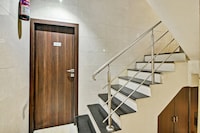 Hotel O Avenue Residency