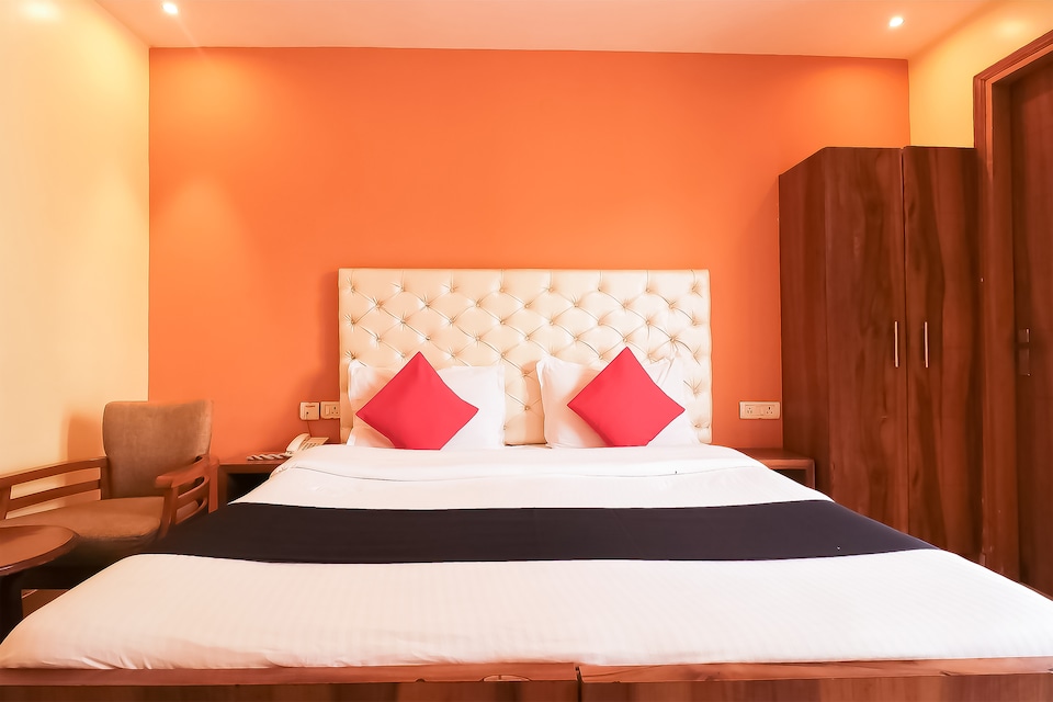 Capital O 666 Hotel GD House, Medanta, Gurgaon