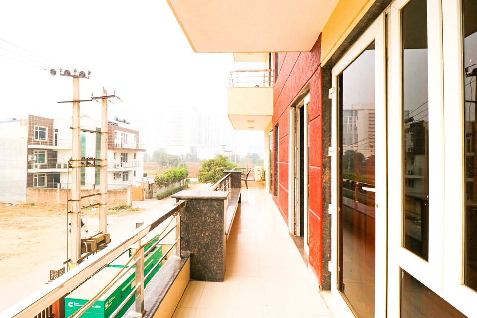 Capital O 666 Hotel GD House, Medanta, Gurgaon