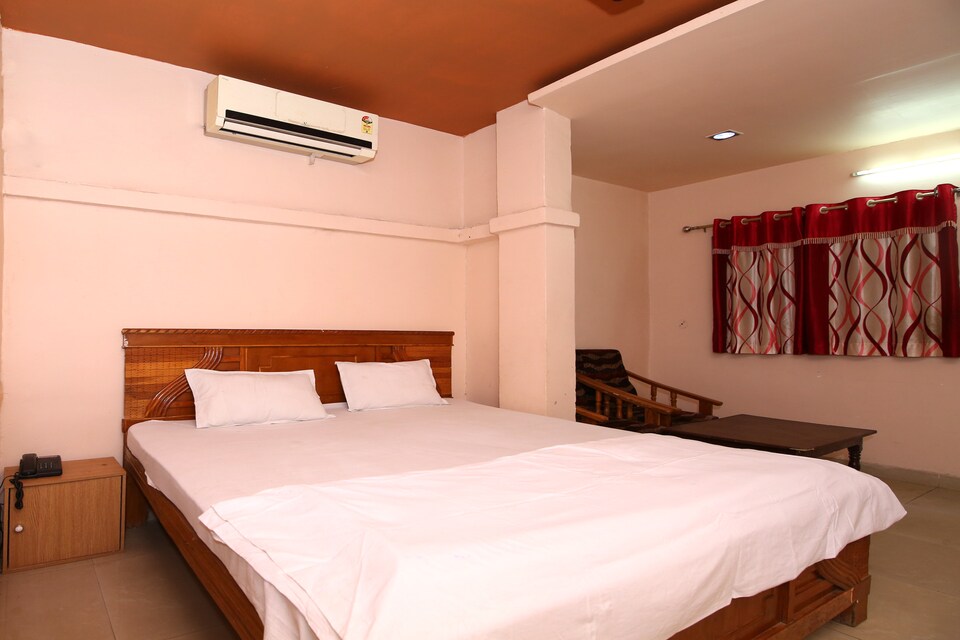 SPOT ON 42758 Hotel Shreyansh, Chhindwara city, छिंदवाड़ा