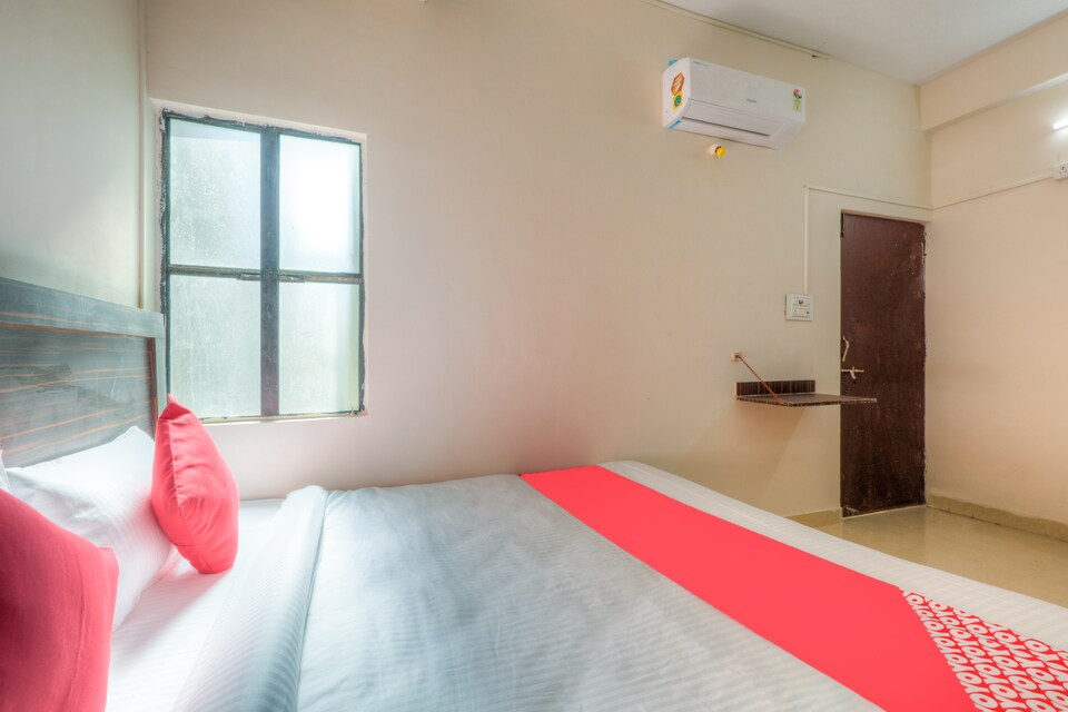 OYO 42775 Ambassador Homes, Airport Road - Bhopal, Bhopal