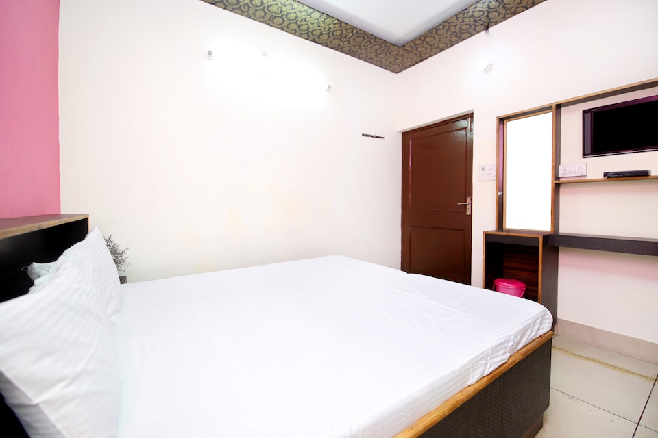 Flagship 42785 The Kings Hotel And Restaurant, Phagwara, Phagwara