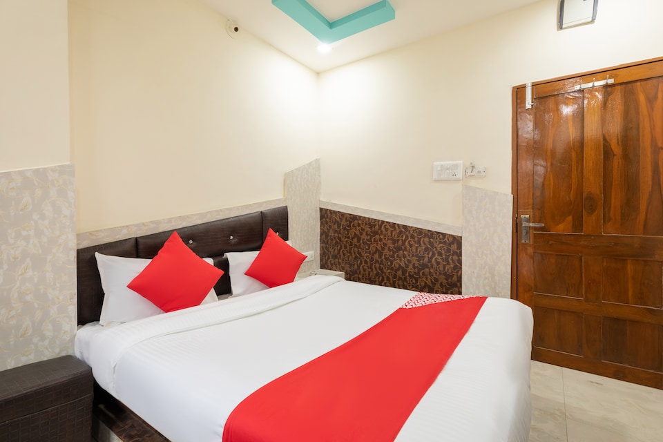 OYO 42885 Premdip, Freeganj, Ujjain