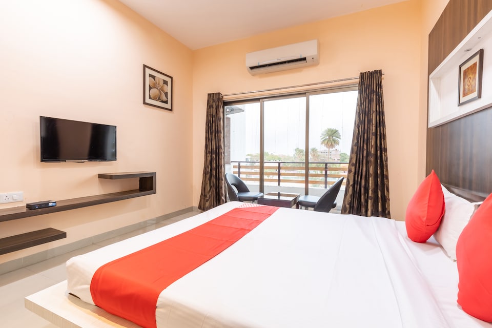 OYO 42910 Hotel Rudra Palace, Ratlam, Ratlam