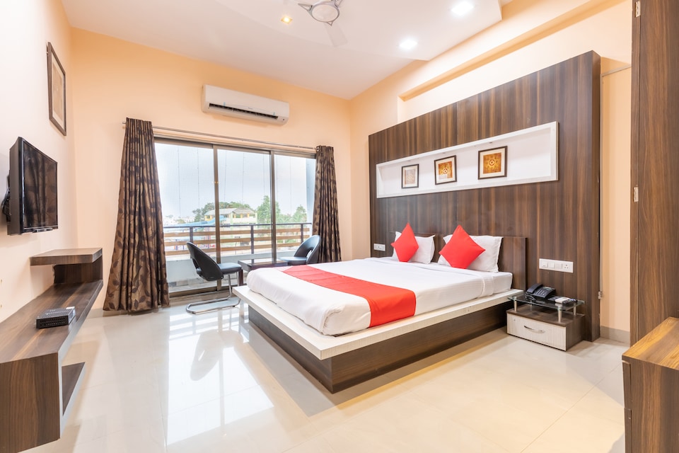OYO 42910 Hotel Rudra Palace, Ratlam, Ratlam