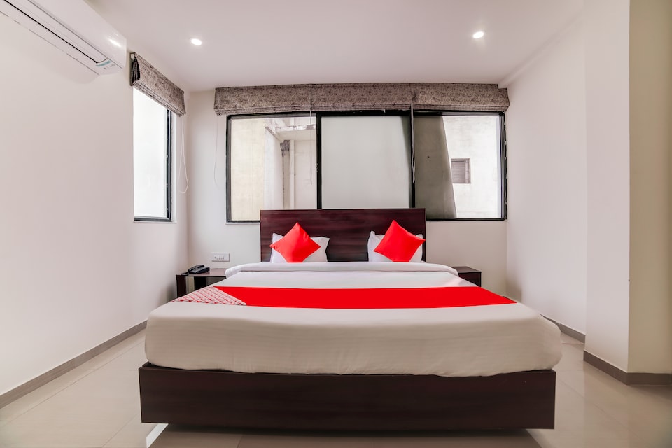 OYO 42927 Galaxy , Bus Stand Nagpur, Nagpur
