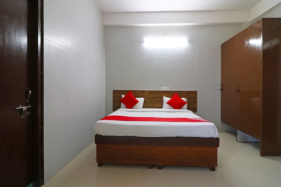 OYO 42942 Onn Regency, Meerut, Meerut