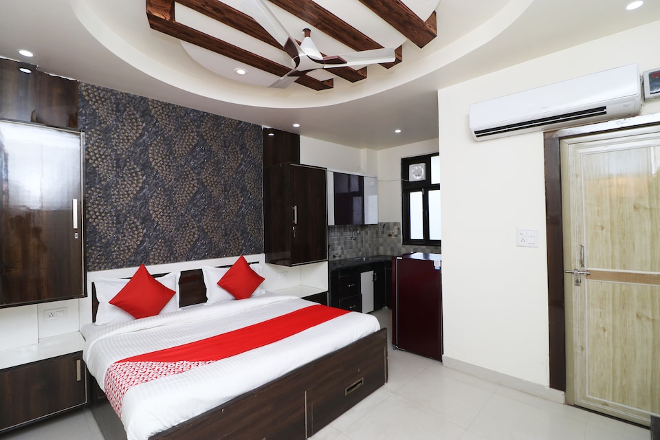 OYO 42966 Rv Homes, Cyber City, Gurgaon
