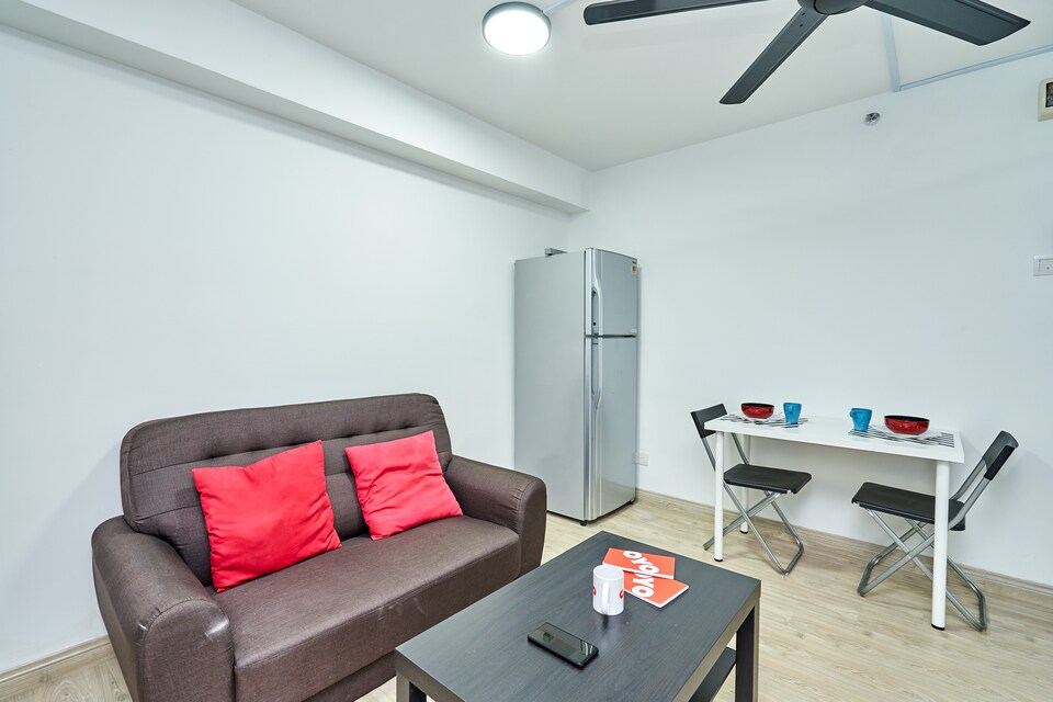 OYO Home 1203 Radiant Studio Empire City Halo Sunday, Damansara Perdana, Petaling Jaya