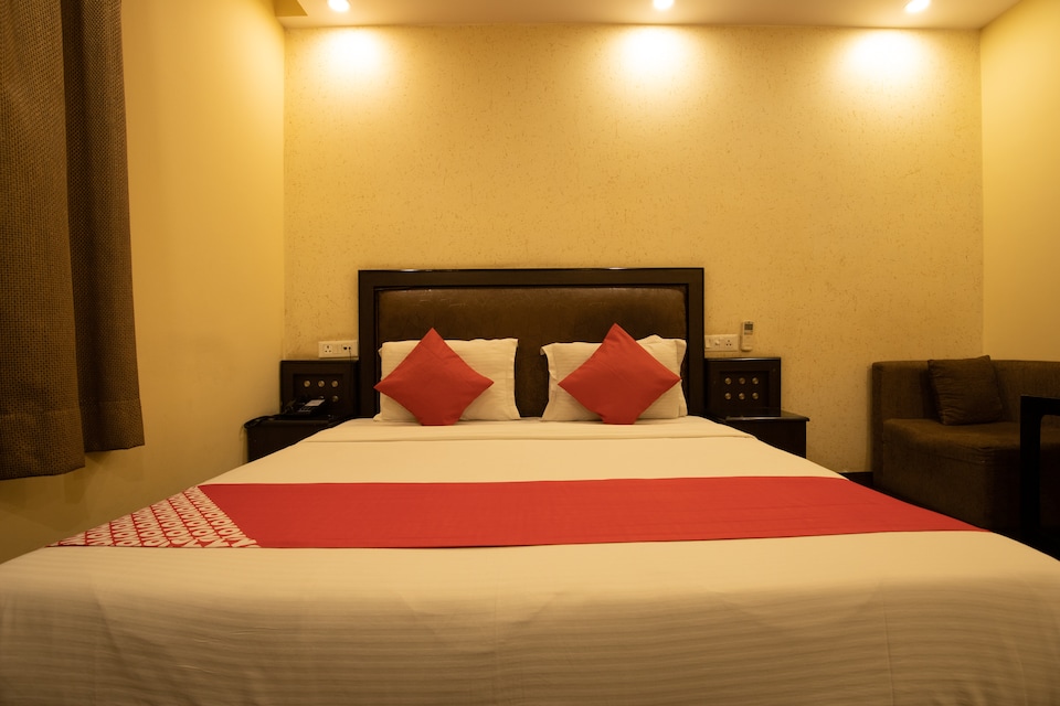 OYO 42981 Hotel Rupam Kingston Park, Karol Bagh Delhi, Delhi