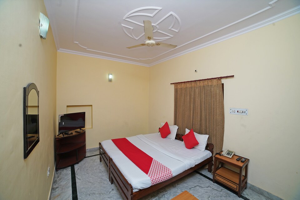 OYO 42988 Relax Inn, Tikonia Haldwani, Haldwani