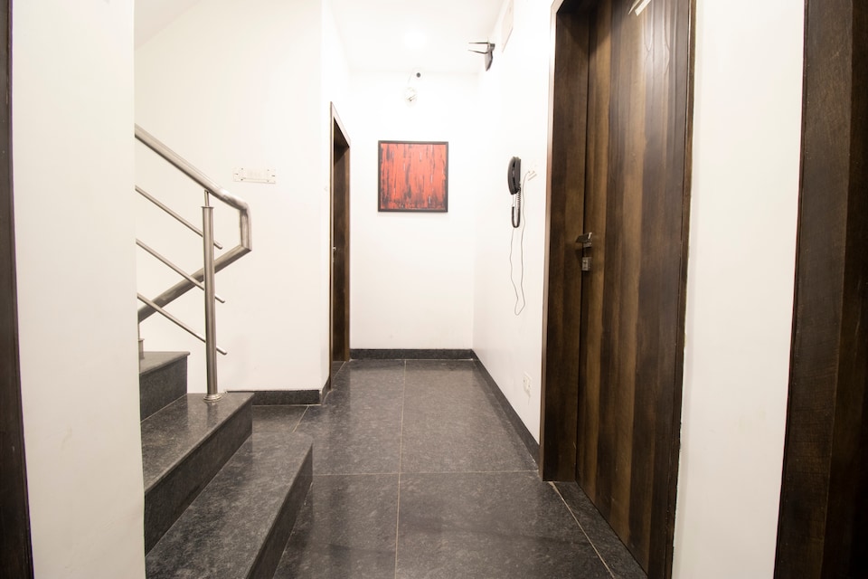 Hotel O Sai Plaza, Railway Station - Aurangabad, Aurangabad