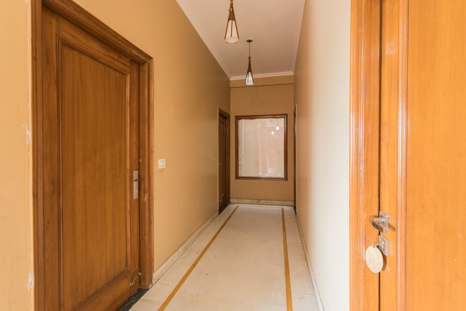 OYO 43012 Komal Residency2, Manesar, Manesar