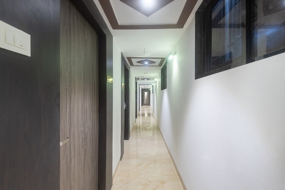 Hotel O New Hotel Prince Palace, Mumbai Chembur-Kurla-Ghatkopar, Mumbai