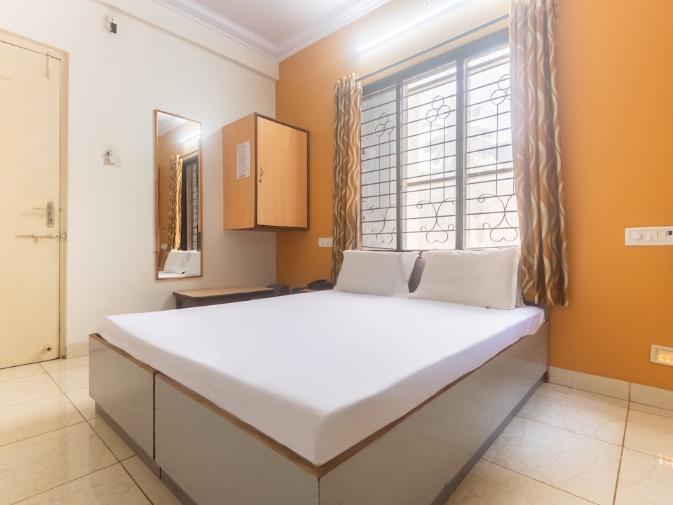 SPOT ON 43046 Hotel Saitej, Mangaon, Mangaon