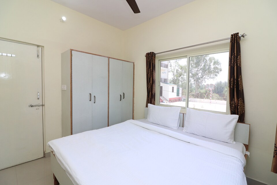 SPOT ON 43048 Madwa House, Rajpur Road Dehradun, Dehradun