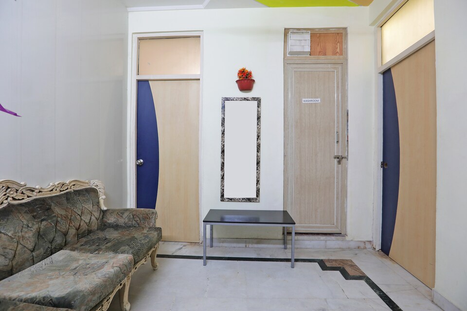 Live on DEL5392, Anand Vihar Delhi, Delhi