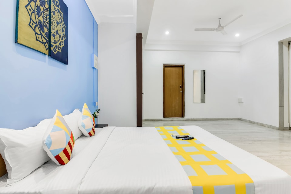 OYO Home 43232 Grand Stay Shivaji Park, Mumbai BCEC, Mumbai