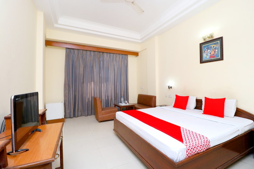 OYO 43237 Hotel Park Inn, Kalka, Kalka