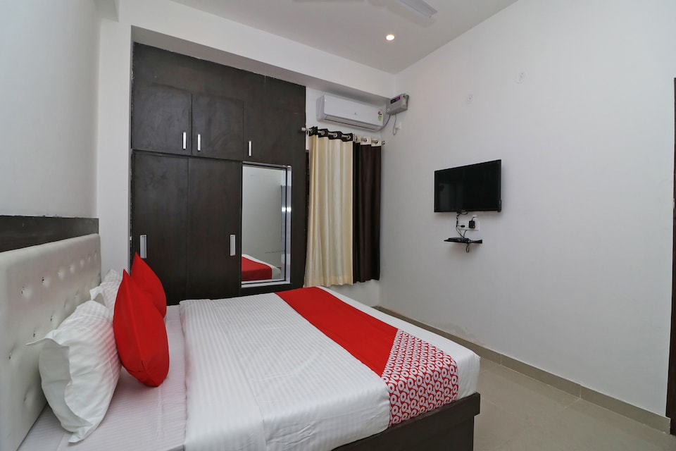 Capital O 43252 The Avenue Stay, Rajpur Road Dehradun, Dehradun