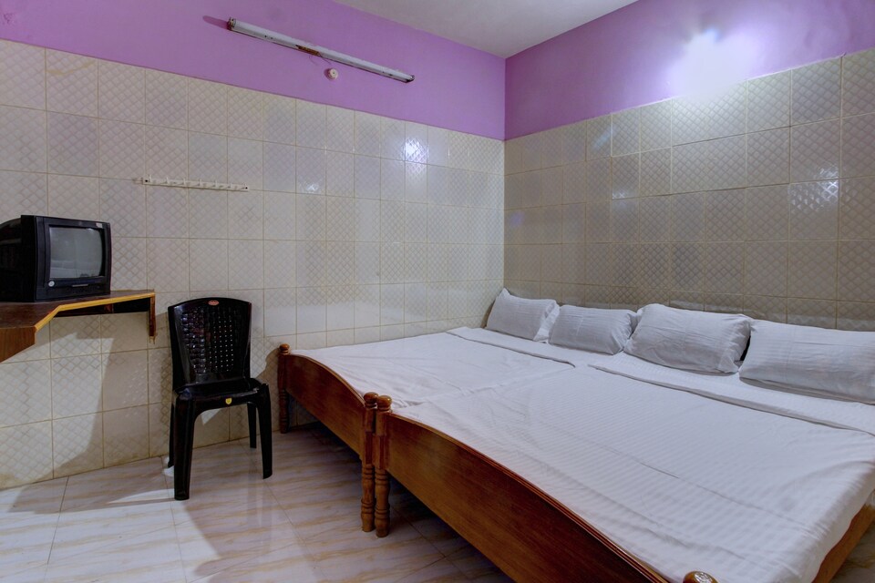 SPOT ON 43260 Sri Rangaa Pilgrims House, Srirangam, Trichy