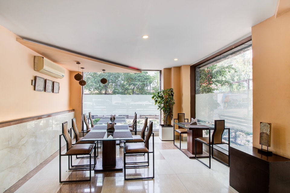OYO 43276 Trinca Residency, Gomti Nagar Lucknow, Lucknow