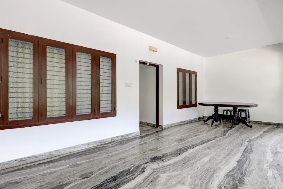 Hotel O Kazhakoottam Near AL SAJ Convention Centre, Technopark Trivandrum-II, Trivandrum