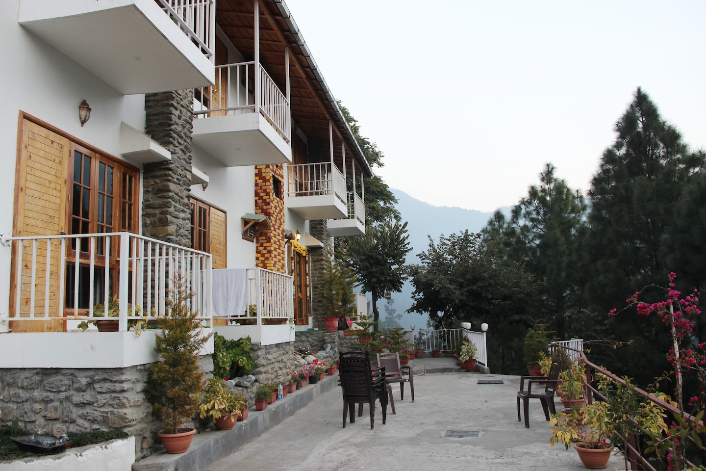 Discount [70% Off] Amar Hotel Resorts India | Hotel Room You Can Smoke In