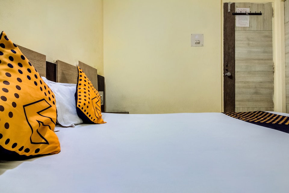 SPOT ON 43423 Hotel Sai Ratna Lodging, Panchvati Nashik, Nashik