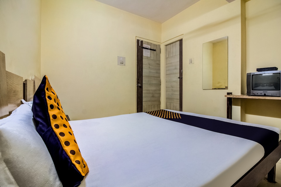 SPOT ON 43423 Hotel Sai Ratna Lodging, Panchvati Nashik, Nashik