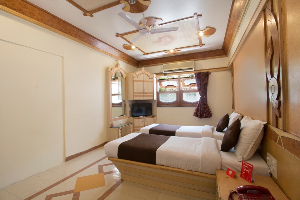 OYO 669 Hotel Om Sai Palace, Shivaji Nagar  Pune, Pune