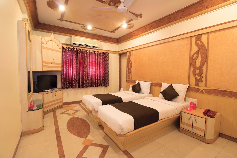 OYO 669 Hotel Om Sai Palace, Shivaji Nagar  Pune, Pune