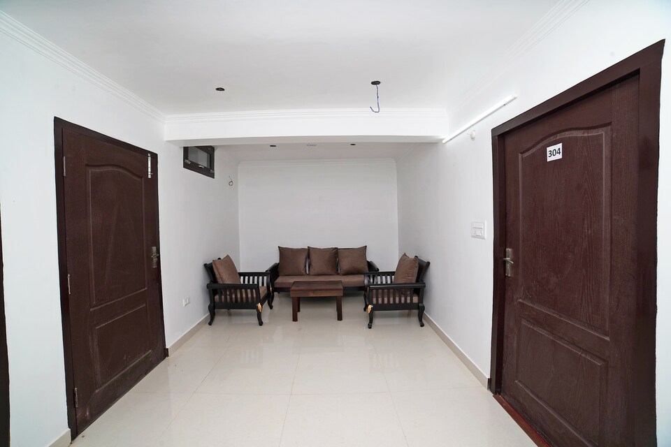 OYO 43434 Summer King Annexe, Highcourt Nainital, Nainital